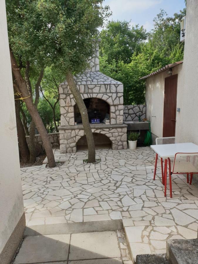 Apartman Dora Šmrika Exterior foto